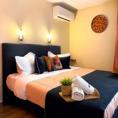Logis L'etoile Hotel