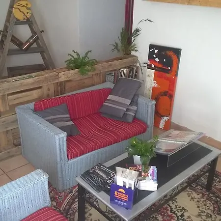 Logis L'etoile Отель 2*