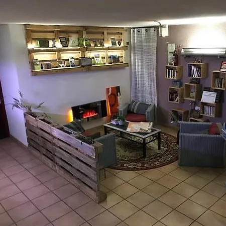 Logis L'etoile Каркассон