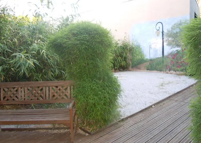 Hotel Logis L'etoile Carcassonne